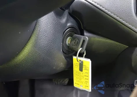 2024 Nissan Versa 1.6 S z USA, uszkodzony, nr VIN 3N1CN8DV4RL924009